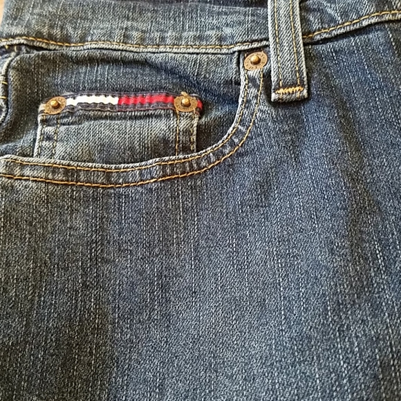 NWT  TOMMY JEANS LOW RISE JILL JEANS SIZE 11R FLARRED LEG - Picture 7 of 7